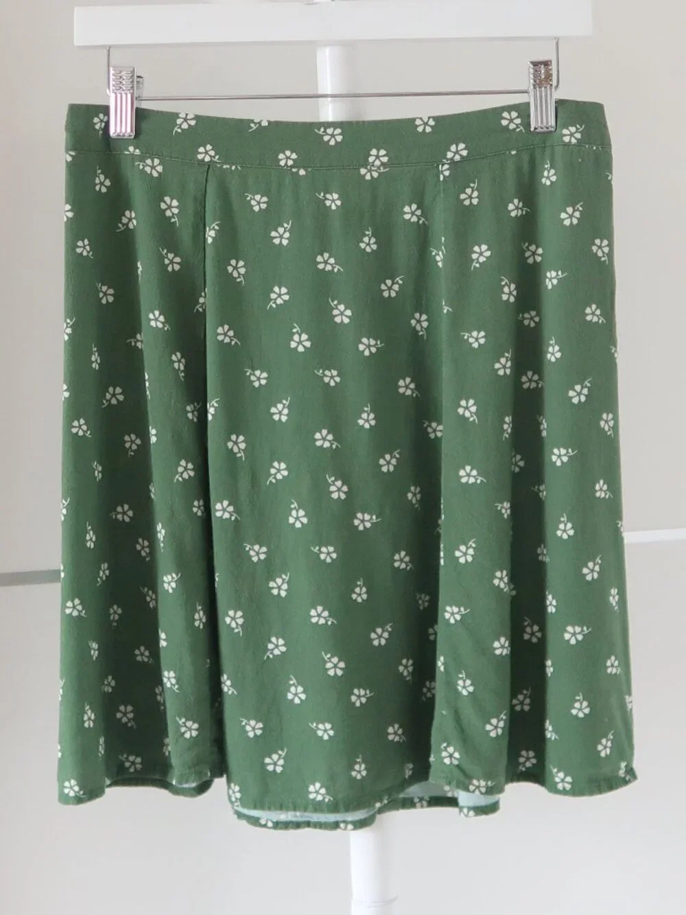 Marine Layer Sage Green Floral Mini Skirt Flowy A-Line Lightweight Summer 8